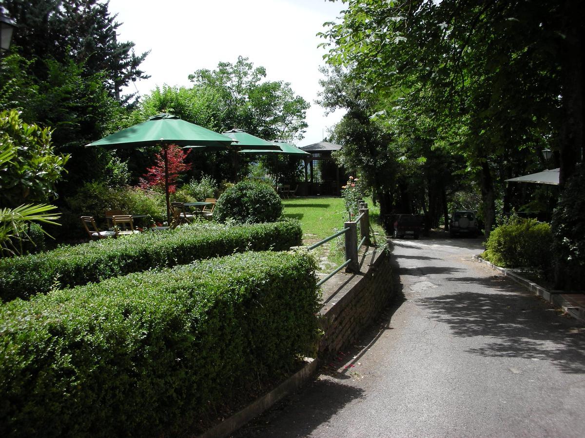 Villa delle Rose - Hotel Paradiso Amandola Esterno foto