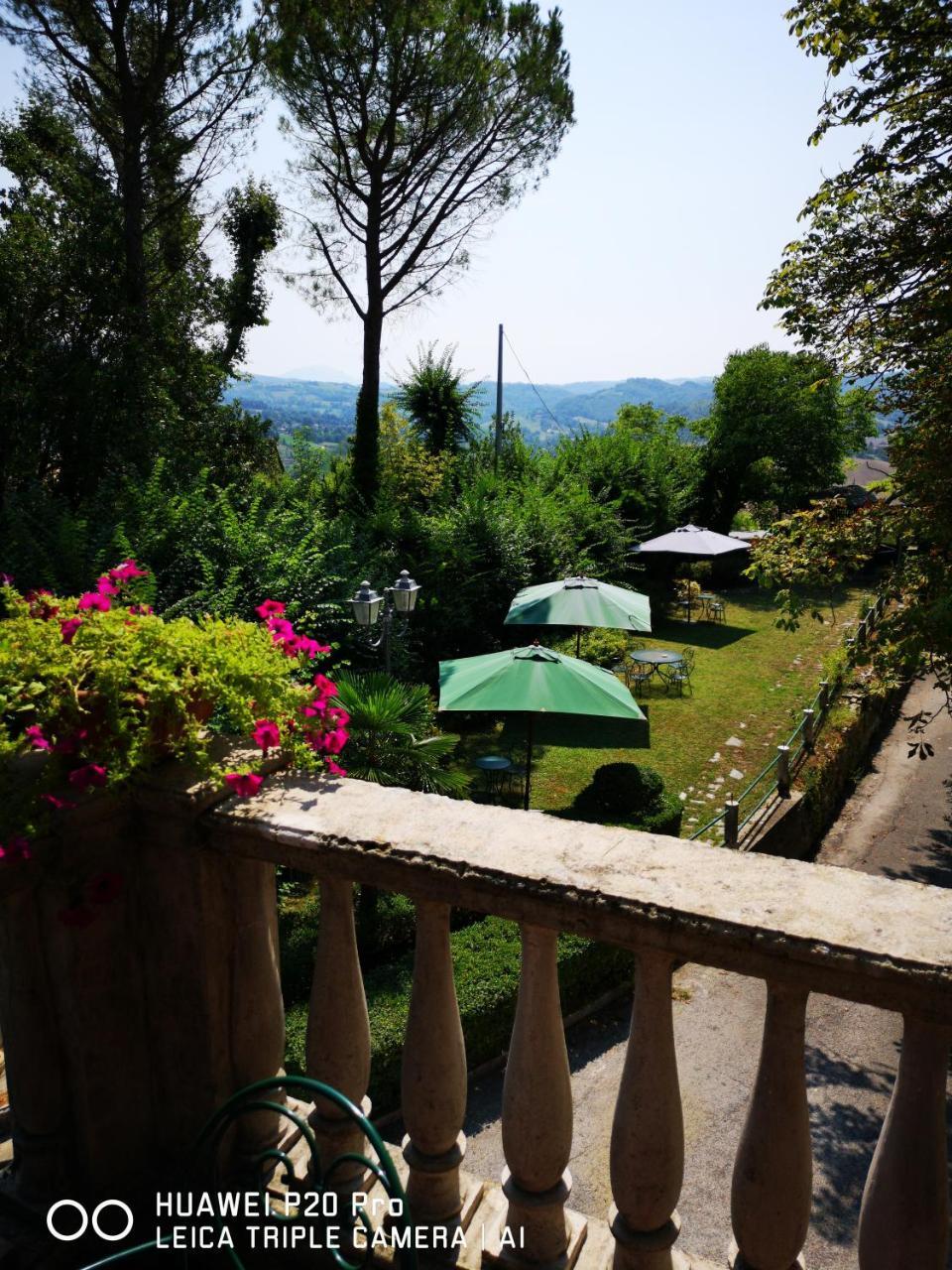 Villa delle Rose - Hotel Paradiso Amandola Esterno foto