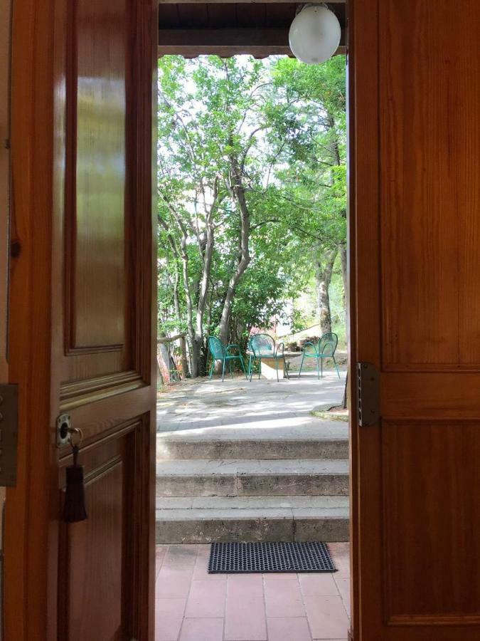 Villa delle Rose - Hotel Paradiso Amandola Esterno foto